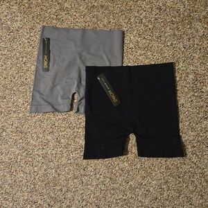 Mopas Activewear Shorts NWT 2 Pairs Size: Free Size